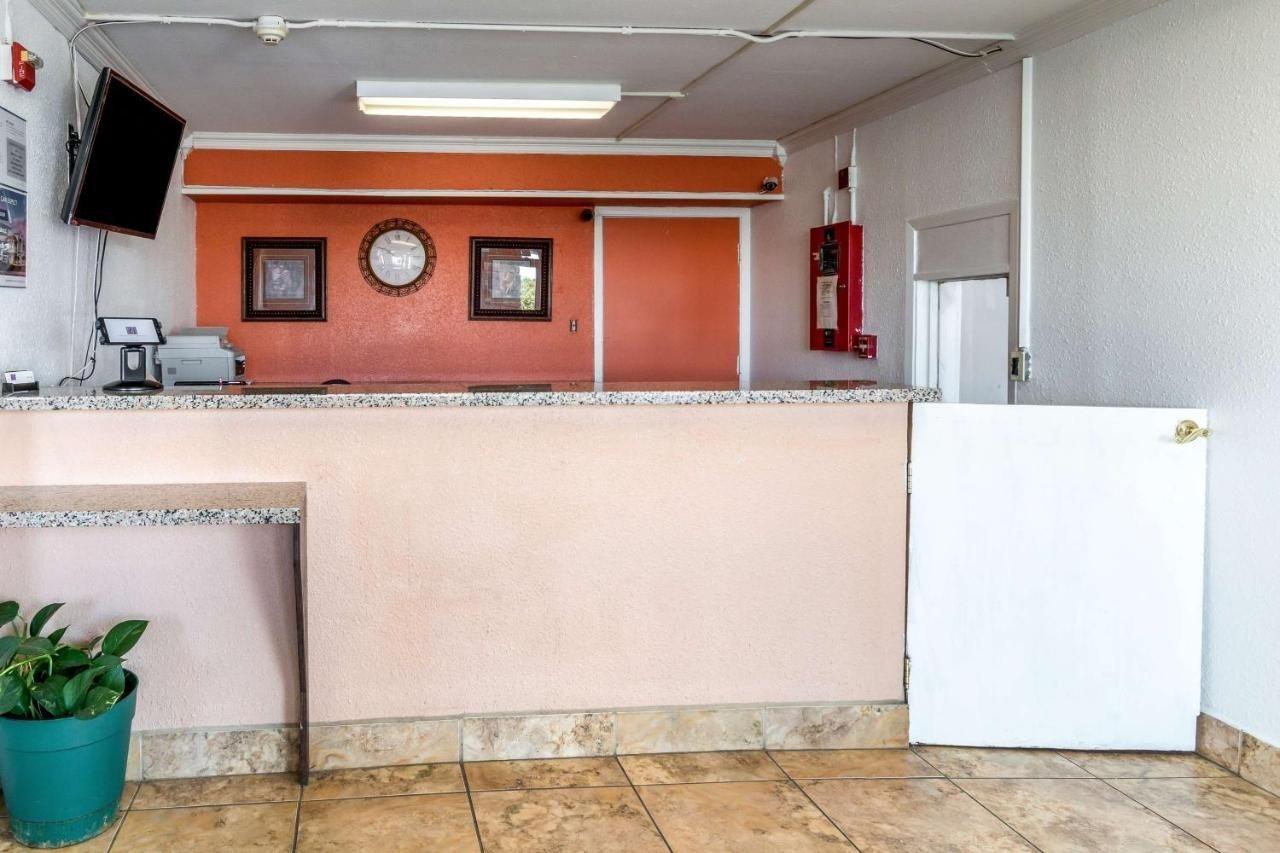 Econo Lodge Mineral Wells Eksteriør bilde